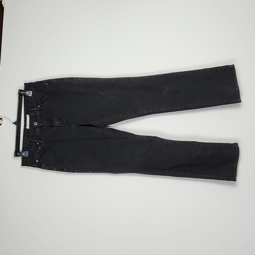 Women's 505 Straight Leg Jeans by Levi's size 28